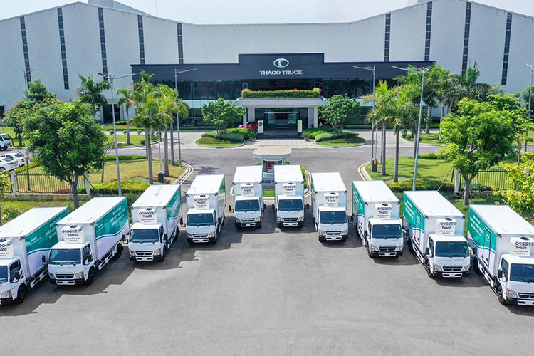 Hiện phía Bộ Y tế sẽ bàn giao 30 xe Mitsubishi Fuso vận chuyển vắc xin và phục vụ tiêm chủng cho TP.HCM để phòng chống dịch COVID-19.