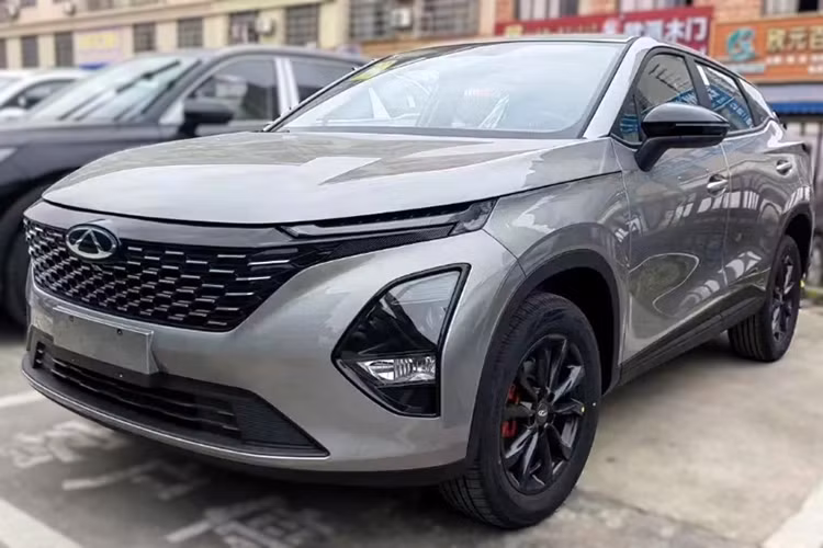 Chery Automobile vừa công bố mẫu Chery Tiggo 5X High Energy Edition 2025 mới tại thị trường Trung Quốc, mức giá mẫu xe SUV cỡ B này dao động từ 69.900 - 83.900 nhân dân tệ (tương đương khoảng 244 - 293 triệu đồng), tùy từng phiên bản.