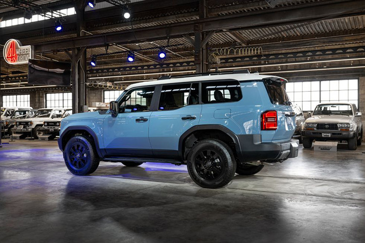 Mới đây, Toyota Việt Nam đã đăng ký bảo hộ độc quyền đối với kiểu dáng và một số bộ phận chi tiết của mẫu xe Land Cruser Prado thế hệ mới.