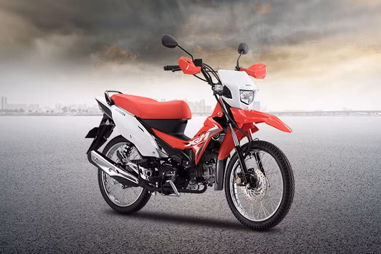 Động cơ của Honda XRM 125 2019 mới là xi lanh đơn, 125cc, làm mát bằng gió cho công suất 9,4 mã lực và mô-men xoắn 10,4 Nm. động cơ này giống với thông số kỹ thuật với động cơ 125 Honda Blade với thông số mô-men xoắn lớn hơn (125i Blade Honda chỉ 9,3 Nm).