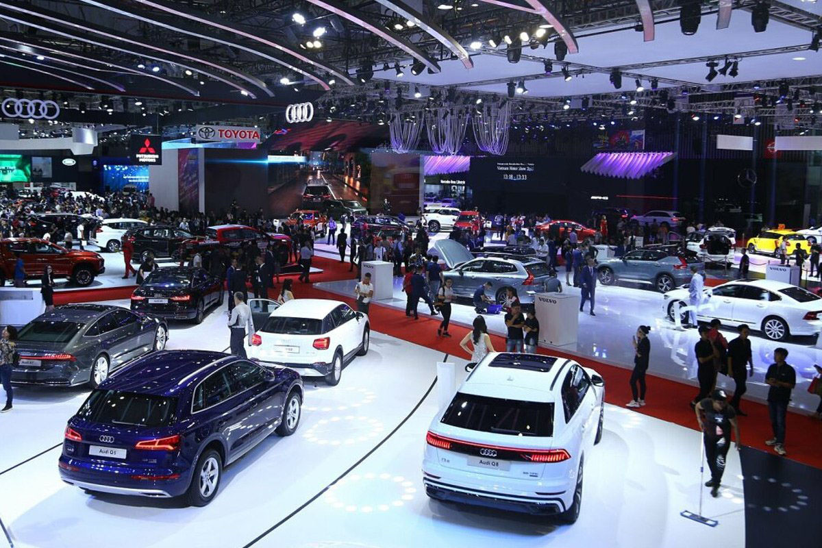 Trien lam oto Viet Nam 2021 chinh thuc bi huy-Hinh-2