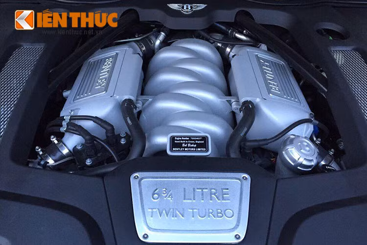 Siêu xe được mệnh danh là mẫu sedan siêu sang nhanh nhất thế giới, Mulsanne Speed 2016 trang bị động cơ cùng hệ thống treo nâng cấp. Động cơ V8 dung tích 6,75 lít turbin tăng áp kép công suất 530 mã lực tại vòng tua máy 4.200 vòng/phút, mô-men xoắn cực đại 1.100 Nm tại 1.750 vòng/phút.