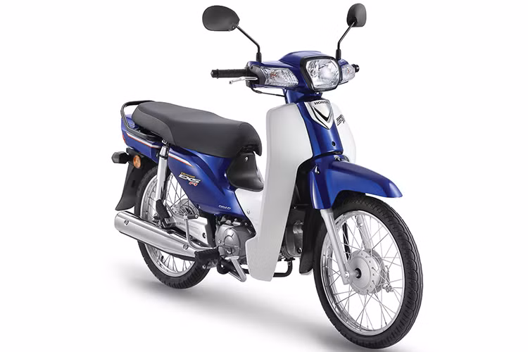 Theo kế hoạch, hãng xe máy Honda tại Malaysia sẽ bán ra EX5 Dream Fi 2017 với 3 phiên bản cùng những màu sắc đặc biệt hoàn toàn mới giúp người dùng lựa chọn tốt hơn. Bản tiêu chuẩn vành nan hoa, khởi động bằng cần đạp và phiên bản vành đúc với hệ thống khởi bằng động điện.