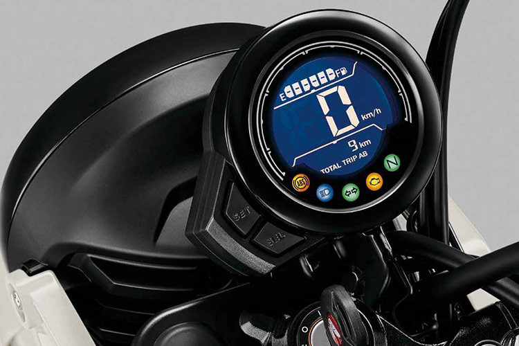 Hệ thống hiển thị trên Honda CT125 2025 sử dụng màn hình LCD tròn hiện đại, cung cấp đầy đủ thông tin như đồng hồ đo nhiên liệu, tốc độ, vòng tua máy và hành trình.