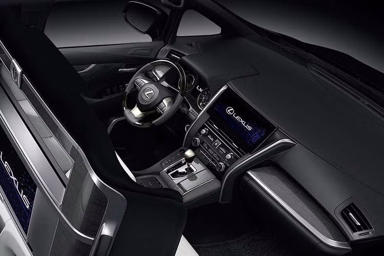 Chưa hết, Lexus LM 2020 bản 4 chỗ còn có hệ thống giải trí đầy đủ với màn hình màu 26 inch ở hàng ghế sau. Thêm vào đó là dàn âm thanh Mark Levinson 19 loa, tủ lạnh nhỏ có thể chứa 2 chai champagne 750 ml, ngăn chứa ô, cụm điều khiển trung tâm với màn hình cảm ứng, giắc cắm tai nghe và 6 cổng USB.