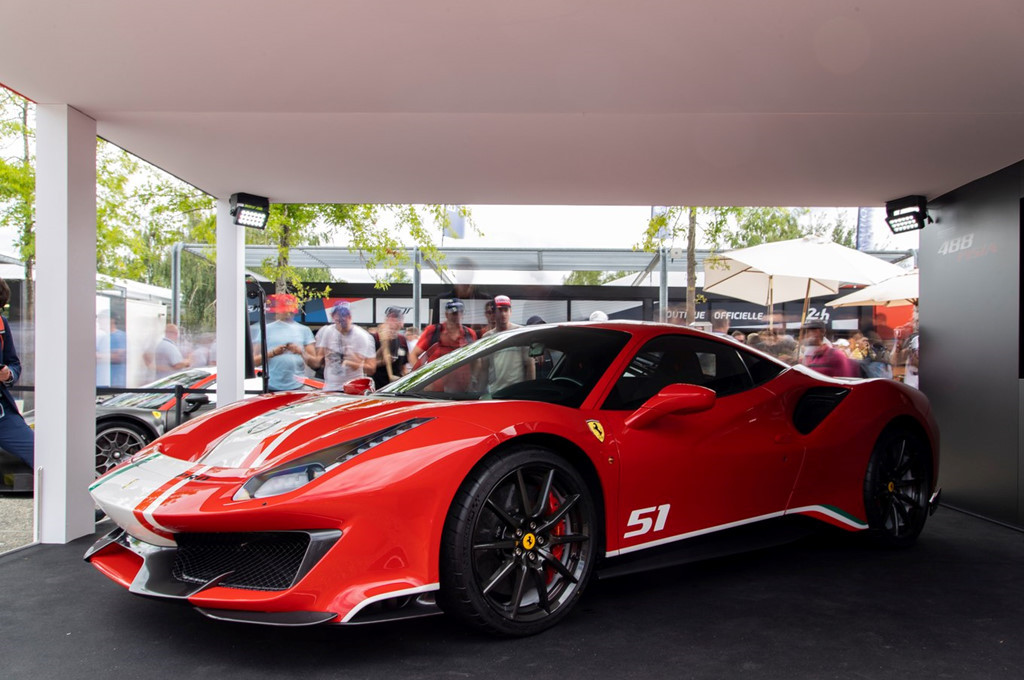 Những phiên bản đặc biệt của siêu xe Ferrari 488 Pista dành riêng cho khách hàng tham gia vào các chương trình xe thể thao của Ferrari. Nó cũng là kỷ niệm đánh dấu thành công của Ferrari tại giải đua FIA World Endurance Championship (WEC) năm ngoái.