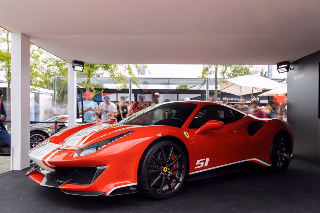 Những phiên bản đặc biệt của siêu xe Ferrari 488 Pista dành riêng cho khách hàng tham gia vào các chương trình xe thể thao của Ferrari. Nó cũng là kỷ niệm đánh dấu thành công của Ferrari tại giải đua FIA World Endurance Championship (WEC) năm ngoái.
