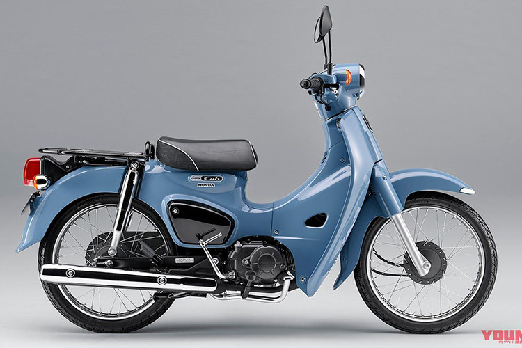 Chiếc xe mới này sẽ có 2 bộ màu khá duyên dáng với "Bonnie Blue" và "Harvest Beige" là xanh dương cùng màu be. Điểm đặc biệt nhất ở mẫu xe mới này là 2 cánh gió chắn bùn của chiếc Cub được sơn đồng màu với toàn bộ thân xe, khác biệt với các mẫu xe còn lại.