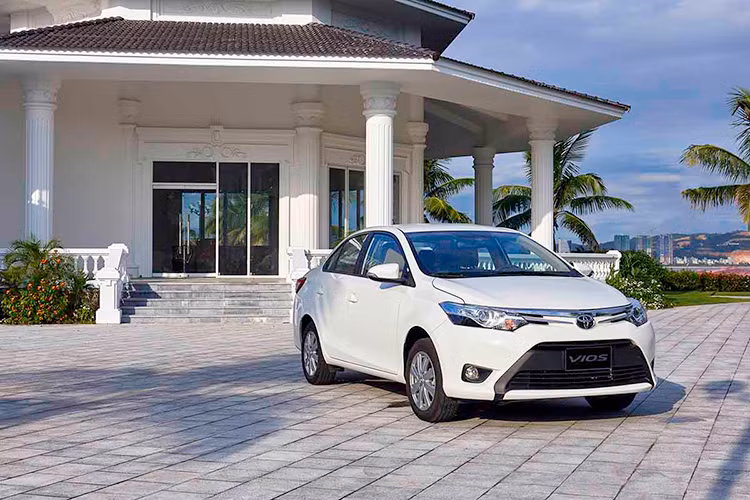 Gia xe oto Toyota lap rap trong nuoc thang 6/2017