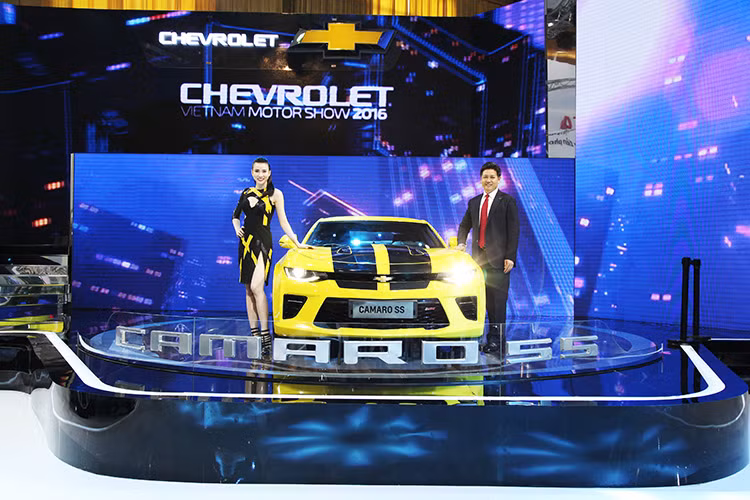 Theo Tổng Giám đốc GM Việt Nam, ông Sumito Ishii, cho biết. “Những sản phẩm này là hiện thân của tinh thần Chúng Tôi Vì Bạn, luôn nỗ lực mang tới trải nghiêm sở hữu xe đẳng cấp cho khách hàng sử dụng xe Chevrolet. Đây cũng là cơ hội tuyệt vời để chúng tôi kết nối trực tiếp với khách hàng".