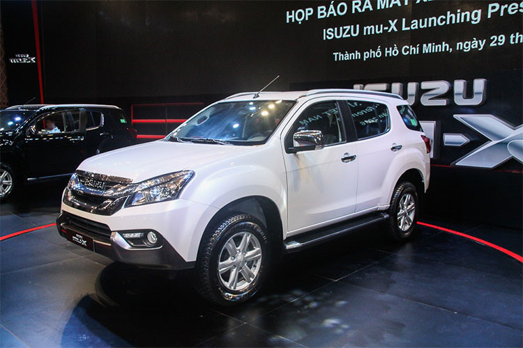 Thêm một mẫu xe của Isuzu Việt Nam lọt vào danh sách ế nhất, đó chính là MU-X. Đây được xe là đối thủ của Toyota Fortuner, tuy nhiên nó luôn có doanh số thuộc dạng bết bát nhất phân khúc. Trong tháng 9/2018 vừa qua, doanh số của mẫu xe này chỉ đạt 32 chiếc trên toàn thị trường.