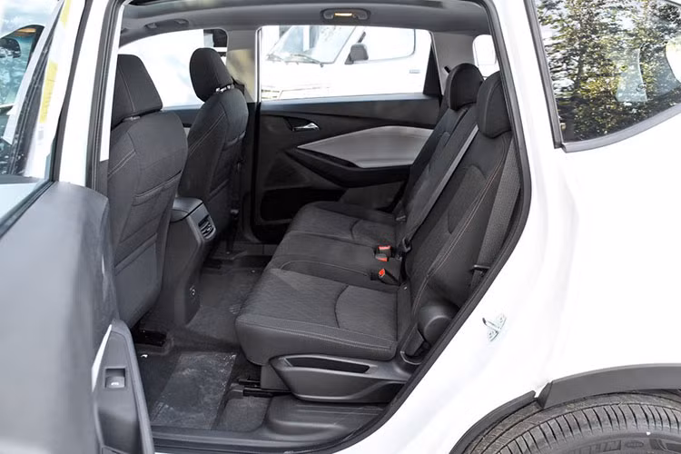 Nguồn cung cấp sức mạnh cho Chevrolet Orlando 2019 là động cơ xăng Ecotec 4 xi-lanh, tăng áp, dung tích 1,3 lít thế hệ mới, tạo ra công suất tối đa 163 mã lực và mô-men xoắn cực đại 230 Nm. Sức mạnh được truyền tới bánh thông qua hộp số tự động 6 cấp. 