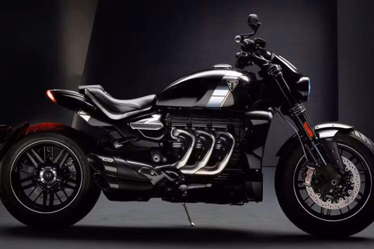 Mẫu xe môtô này sẽ được sản xuất với số lượng giới hạn là 750 xe trên toàn thế giới. Giá Triumph Rocket III TFC 2020 là 25.000 Bảng (tương đương 760 triệu đồng). Khách hàng có nhu cầu sở hữu xe hiện đã có thể tiến hành đặt hàng tại các đại lý chính hãng của Triumph.