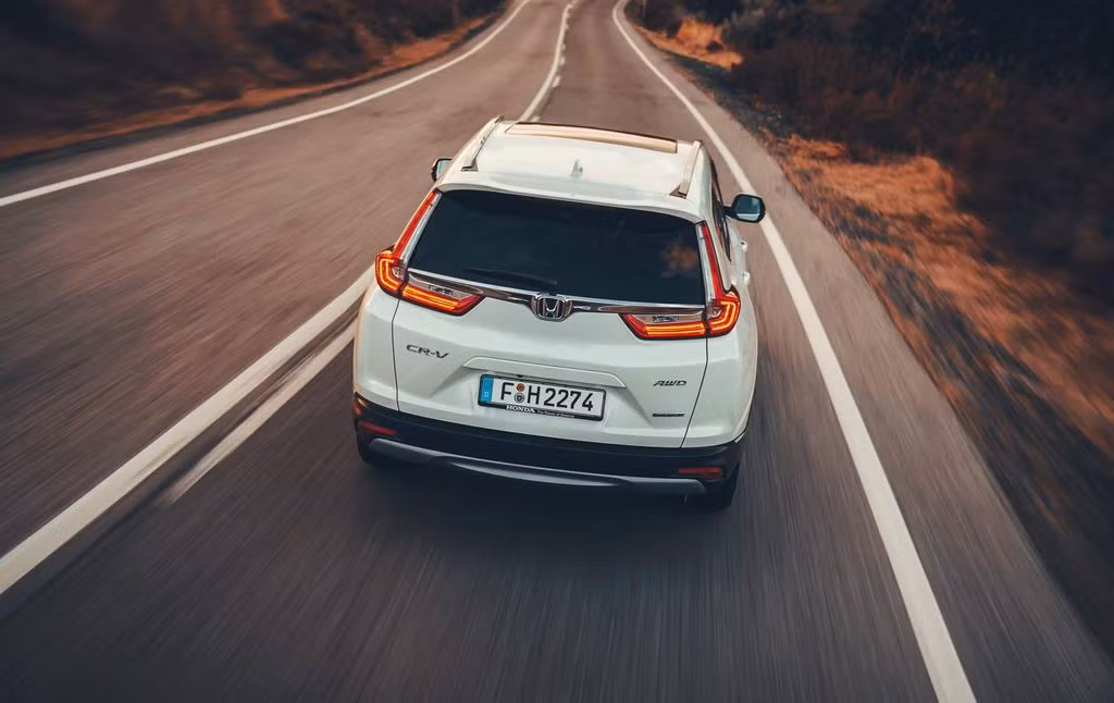 Công nghệ i-MMD có thể tự động thay đổi giữa 3 chế độ lái: EV Drive, Hybrid Drive và Engine Drive. Với chế độ EV-Drive, pin lithium-ion cung cấp năng lượng trực tiếp tới động cơ điện đẩy. Ở chế độ Hybrid Drive, động cơ cung cấp năng lượng tới động cơ phát điện, sau đó gửi tới động cơ điện đẩy. Cuối cùng ở chế độ Engine Drive, bộ động cơ xăng được kết nối trực tiếp tới bánh xe thông qua ly hợp khóa.