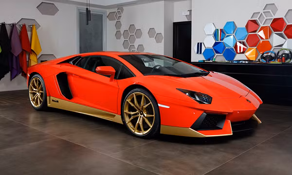 Hon 5000 sieu xe Lamborghini Aventador 