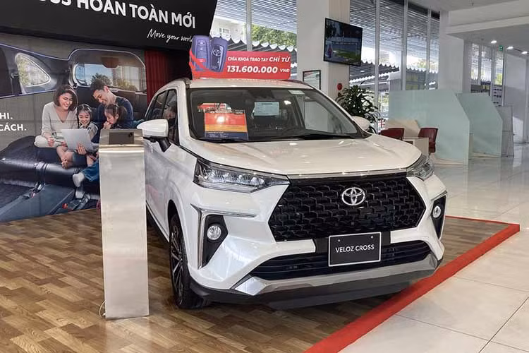 Mitsubishi Xpander van la 