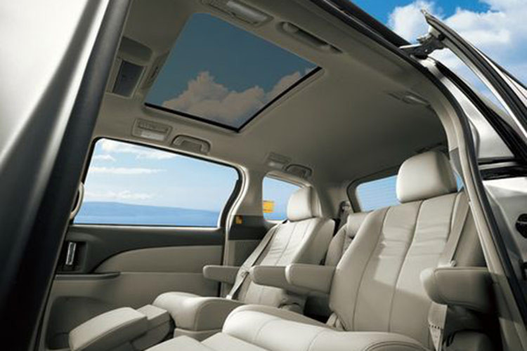 Theo một số nguồn tin, một phiên bản Toyota Previa 2026 thuần điện cũng có thể sẽ được ra mắt để đáp ứng nhu cầu ngày càng tăng về các phương tiện thân thiện với môi trường.