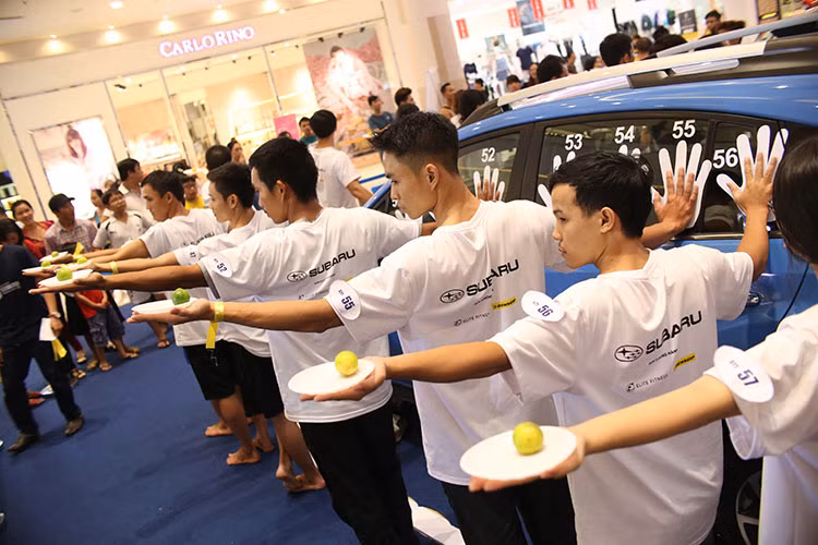 Đặc biệt, góp mặt trong Palm challenge 2016 lần này, anh Nguyễn Phước Huynh - Người đã giành giải vô địch Subaru Palm challenge 2015 và cũng là nhà vô địch đầu tiên không đến từ Singapore chiến thắng cuộc thi, đã hiện diện và chia sẻ nhiều bí quyết hữu ích giúp cho các thí sinh có thêm động lực để bước vào thử thách.