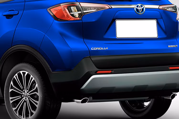 So với các đối thủ cùng phân khúc như Honda HR-V và Hyundai Kona, Toyota Corolla Cross 2020 lớn hơn đáng kể. Honda HR-V hiện có chiều dài 4.334 mm, rộng 1.772 mm, cao 1.605 mm và chiều dài cơ sở 2.610 mm. Các con số tương ứng của Hyundai Kona là 4.165 mm, 1.800 mm, 1.565 mm và 2.600 mm.
