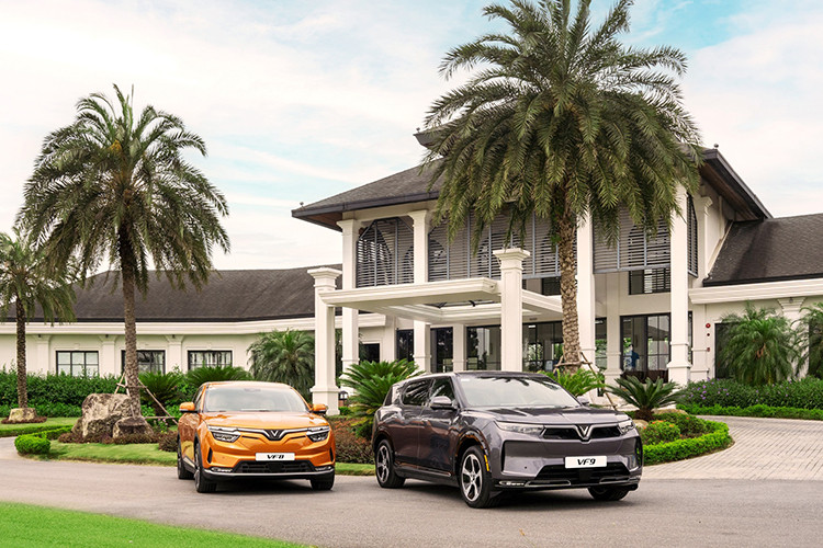 VinFast VF8 va VF9 dieu chinh gia ban, tang cao nhat 34 trieu dong