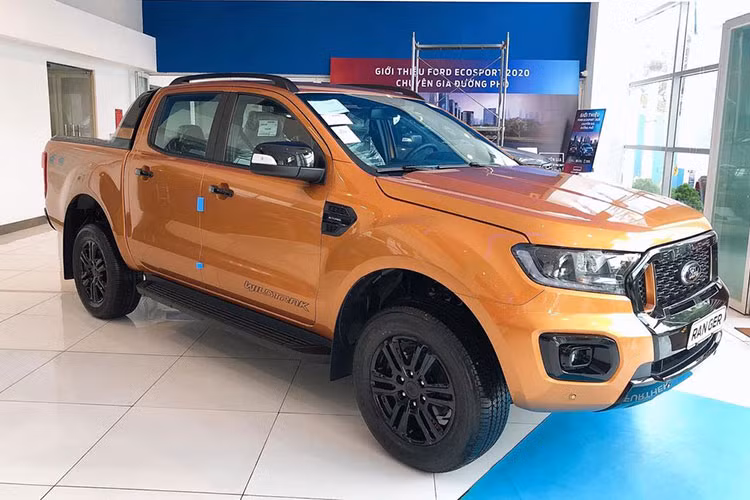 Cộng dồn từ đầu năm đến nay, doanh số Ford Ranger tại Việt Nam đạt 6.158 xe, tăng 73,2% so với cùng kỳ năm ngoái (3.556 xe). Hiện tại, Ford Ranger được phân phối dưới dạng xe nhập khẩu nguyên chiếc từ Thái Lan với 5 lựa chọn trong khoảng giá từ 616 - 925 triệu đồng.