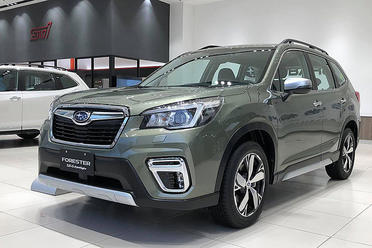 Thêm một mẫu SUV nhập khẩu giảm giá trong tháng 3 là Subaru Forester thế hệ mới. Các đại lý phân phối của đang rao mẫu xe này với mức giá ưu đãi 969 triệu đồng - 1,229 tỷ đồng, tức giảm 59 triệu đến 159 triệu đồng so với niêm yết.