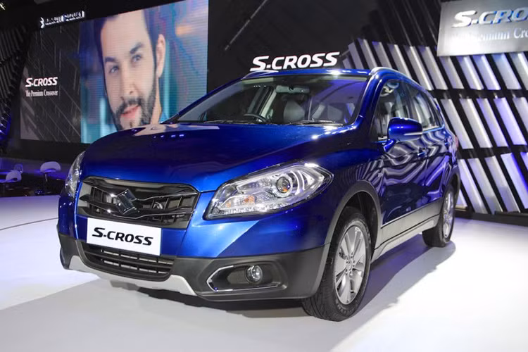 Với việc Suzuki trình làng S-Cross tại thị trường này, mẫu xe cỡ nhỏ này được xem sẽ là đối thủ trực tiếp của Hyundai Creta, Honda HR-V và Nissan Terrano.