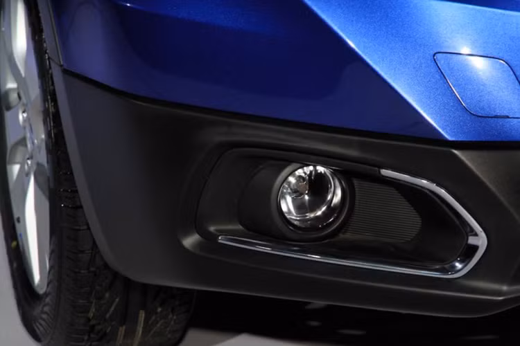 Để đảm bảo an toàn cho người sử dụng, liên doanh Maruti Suzuki đã trang bị phanh đĩa, hệ thống chống bó cứng phanh ABS.