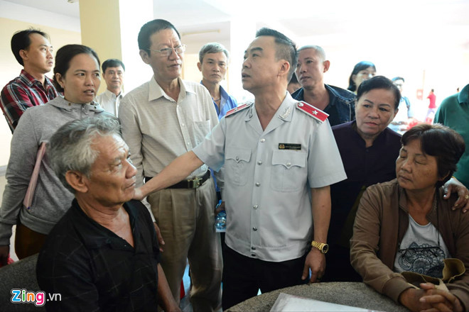 Lan thu 3 Chu tich TP.HCM gap nguoi dan Thu Thiem-Hinh-2