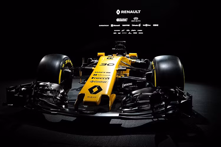 Ông Jérôme Stoll, Chủ tịch Renault Sport Racing phát biểu tại lễ ra mắt, "R.S.17 là chiếc xe đầu tiên mà Enstone và Viry lên kế hoạch và phát triển một cách hoàn thiện, chúng tôi rất tự hào về lần hợp tác đầu tiên này. Đây là một chiếc xe tuyệt vời".