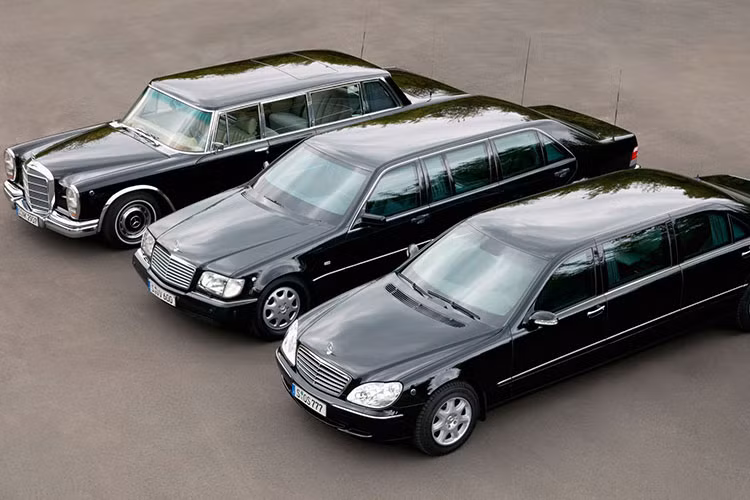 Sự hoàn hảo của Mercedes S600 Pullman Guard chính là câu trả lời, lý do tại sao những nhân vật nổi tiếng, những chính khách chịu bỏ ra số tiền lên đến khoảng 1,4 triệu USD để có thể sở hữu nó.