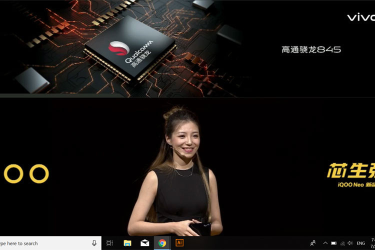 Mặc dù iQOO Neo có cấu hình phần cứng không quá mạnh mẽ như người anh em của nó, tuy nhiên dung lượng pin lớn lên tới 4500mAh sẽ giúp chiếc điện thoại này tồn tại ngay cả khi bạn chơi PUBG liên tục cả ngày. Đặc biệt, với công nghệ sạc nhanh FlashCharge 22.5W của Vivo, bạn hoàn toàn có thể sạc đầy thiết bị trong thời gian ngắn.