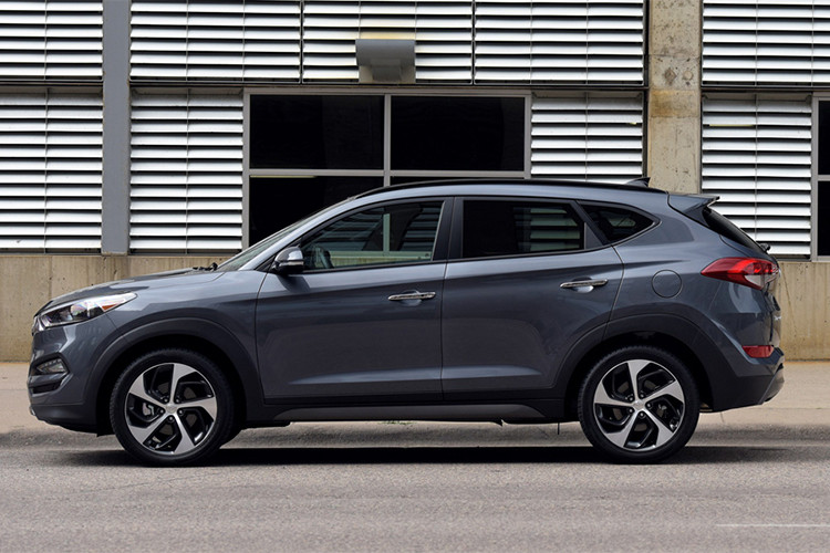 Hãng xe ôtô đình đám tại Hàn Quốc hiện đang tìm cách gây dựng thành công ban đầu cho dòng Hyundai i30 N. Đây vốn là mẫu xe mở màn cho nhãn hiệu con N được dẫn dắt bởi ông Albert Biemann, cựu giám đốc bộ phận M chuyên phát triển xe hiệu suất cao của BMW.