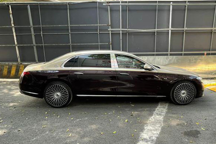 Chính vì vậy, nhiều khách đại gia muốn sở hữu mẫu xe này cũng khá lo ngại, khi với mức giá xe Mercedes-Maybach S680 chỉ 15,99 tỷ đồng liệu họ có được nhận xe ngay trong năm hay lại phải chờ đợi rồi thất vọng?