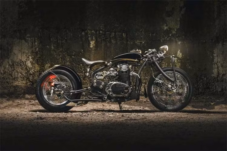 Thiết kế ban đầu của Yamaha XS650 là công việc nhiều thử thách, chiếc xe được nhà thiết kế Ivaylo Trendafilov vẽ lại trên phần mềm 3D, trước khi đội kỹ sư gồm Angel Valkov, Angel Kotov và Evgeni Veselinov bắt đầu lắp ráp các bộ phận gia công.