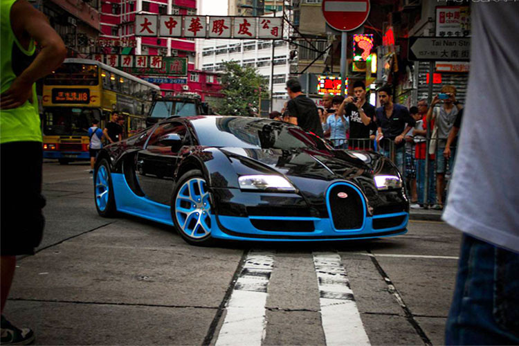 Hơn nữa, một chỗ đỗ xe trị giá 286.000 USD hay thậm chí cao hơn nữa cũng chỉ chịu mức thuế 3%, trong khi thuế mua nhà có thể leo lên mức 30%. Và thêm 15% thuế cho việc bán lại khi chưa sở hữu đủ một năm, còn chỗ đỗ xe thì được miễn hoàn toàn. 