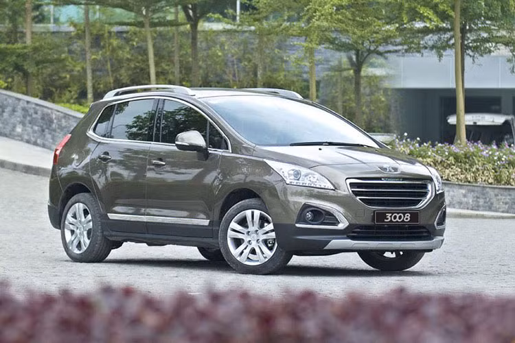 “Tháng 7 âm lịch, người tiêu dùng có tâm lý e ngại mua sắm trong tháng Ngâu, vì vậy chúng tôi tăng cường các chương trình ưu đãi trong 2 tuần còn lại của tháng 8 để đảm bảo ổn định doanh số, trước khi buộc phải cắt giảm chương trình ưu đãi trong tháng 9 tới”- ông Bùi Kim Kha – Phó Tổng Giám đốc Thaco cho biết thêm.