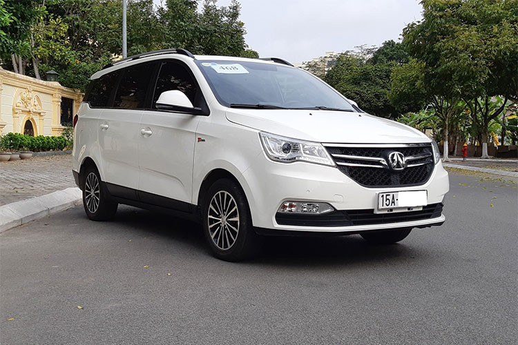 Tuy nhiên, câu chuyện ôtô Trung Quốc mất giá nhanh sau một thời gian sử dụng không phải là chuyện hiếm gặp tại Việt Nam. Như trường hợp một chiếc Zoyte T600 đời 2015 mang biển số Hải Phòng hiện được rao bán với giá chỉ 370 triệu đồng, thấp hơn giá bán mới của mẫu xe này hiện nay tới 300 triệu đồng. 