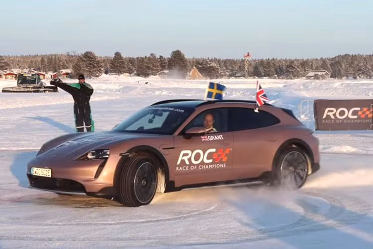 Porsche Taycan Cross Turismo lap Ky luc Guinness voi 69 vong 