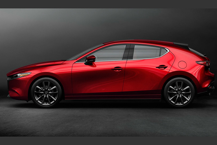 Ở khu vực Đông Nam Á, Mazda3 2019 mới đây đã được giớ thiệu tại Singapore (vẫn chưa công bố giá bán). Theo dự kiến, Mazda3 thế hệ hoàn toàn mới sẽ được giới thiệu tại thị trường Việt vào nửa cuối năm nay.