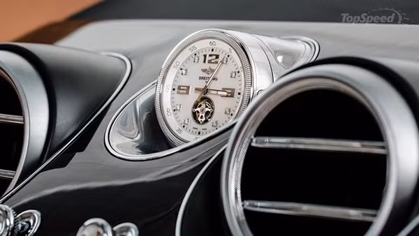 Sieu SUV Bentley Bentayga them goi phu kien gan 4 ty dong-Hinh-2