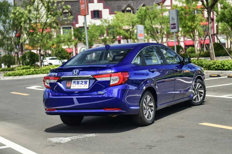 Sức mạnh của khối động cơ xăng tăng áp, dung tích 1.0 lít được truyền tới bánh thông qua hộp số CVT. Theo đại diện hãng Honda cho hay, động cơ mới của Crider 2019 chỉ tiêu thụ lượng xăng trung bình 4,9 lít/100 km.