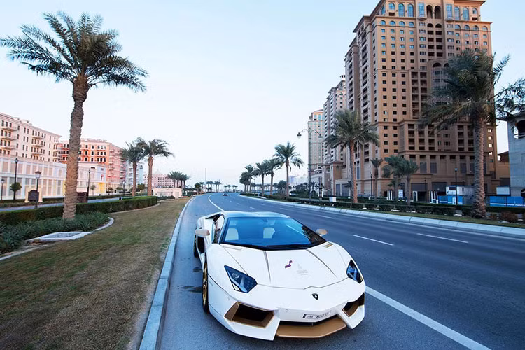 Siêu xe thể thao Lamborghini Aventador vốn đã là niềm mơ ước của hàng triệu người bởi mức giá đắt đỏ, tính năng hiện đại, cùng hiệu suất mạnh…