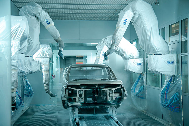 Không chỉ đánh dấu cột mốc 20 năm hành trình của Ford Ranger tại Việt Nam, năm 2021 còn mở ra một kỷ nguyên phát triển mới cho Ford Việt Nam với việc hoàn thành giai đoạn một của gói đầu tư dự án nâng cấp mở rộng nhà máy sản xuất và lắp ráp ôtô Ford Hải Dương trị giá 2.000 tỷ đồng.