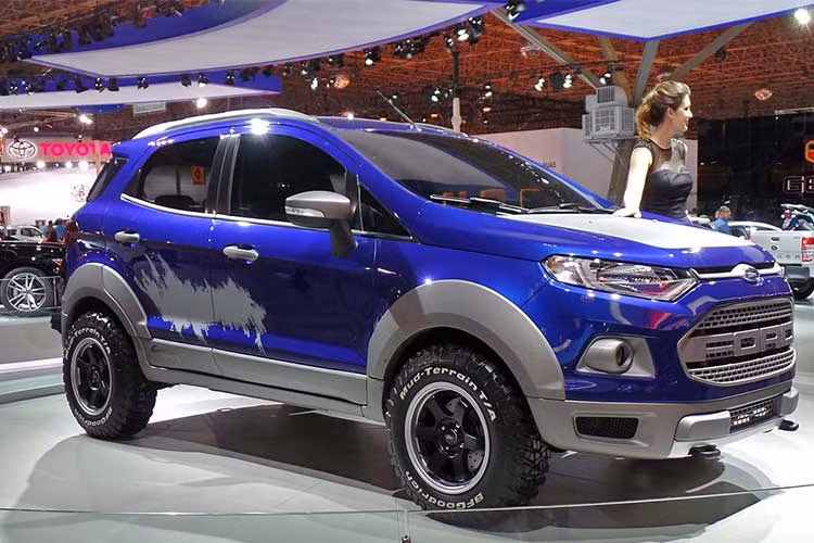 Cách đây gần 4 năm tại triển lãm Sao Paolo 2014 tổ chức ở Brazil, Ford đã từng trưng bày phiên bản thể thao ý tưởng có tên Storm, dựa trên cơ sở dòng crossover hạng B EcoSport. Theo các thông tin và hình ảnh rò rỉ mới nhất, có thể mẫu xe Ford EcoSport Storm đã được ban lãnh đạo của Ford phê duyệt để chính thức xuất hiện trong thời gian tới.