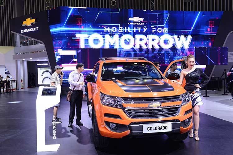 Theo ông Ian Nicholls, Chủ tịch GM Đông Nam Á phát biểu: "Bằng việc trưng bày các mẫu bán tải cùng các mẫu SUV mới nhất và được tìm mua nhiều nhất của Chevrolet, chúng tôi đang tái khẳng định cam kết với khách hàng của mình tại Việt Nam. Những mẫu xe này đáp ứng tốt và vượt sự kỳ vọng của khách hàng, mang những tiêu chuẩn cao về công nghệ, an toàn và khả năng vận hành."
