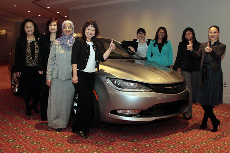 Thương hiệu xe Chrysler của Mỹ luôn được đánh giá có mức độ được yêu thích bởi phụ nữ lớn hơn 32% so với nam giới, do đàn ông thường hướng về những chiếc Dodge cùng tập đoàn hơn.