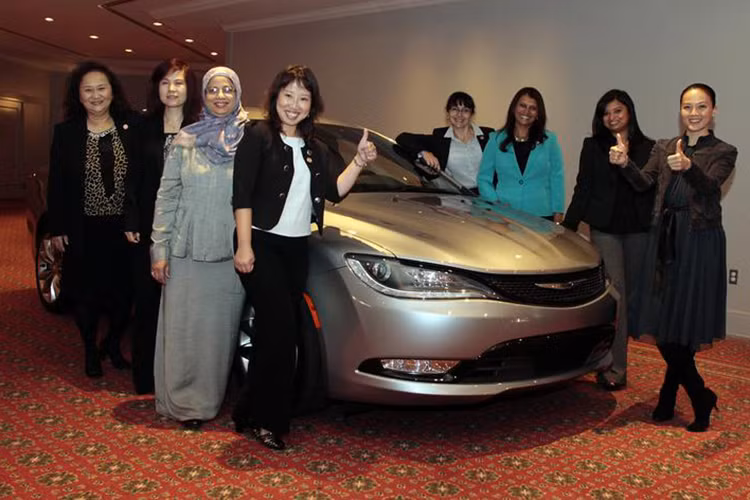 Thương hiệu xe Chrysler của Mỹ luôn được đánh giá có mức độ được yêu thích bởi phụ nữ lớn hơn 32% so với nam giới, do đàn ông thường hướng về những chiếc Dodge cùng tập đoàn hơn.