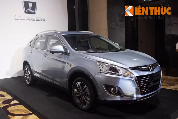 Ngoài những mẫu ôtô mới nhất, VIMS 2015 còn có sự góp mặt những thương hiệu môtô phân khối lớn và chuỗi các hoạt động biểu diễn nghệ thuật và các gian hàng phụ trợ khác... 