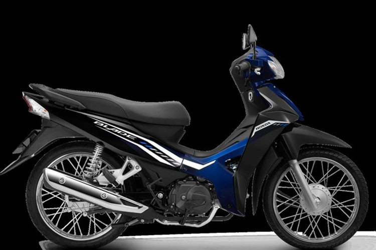Honda Việt Nam (HVN) áp dụng chiến lược phiên bản và màu sắc nhằm tập trung hơn vào tính đồng bộ qua từng phiên bản khác nhau của mỗi phân khúc và Honda Blade 2023 mới cũng nằm trong chiến lược mới này.